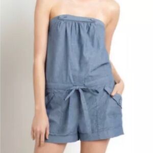 BCBGMaxazria Chambray Blue Strapless romper size 4